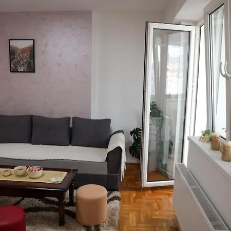 公寓 Rentigo Rastko Near Zlatar With Terrace And Wi-fi For 5 Guests