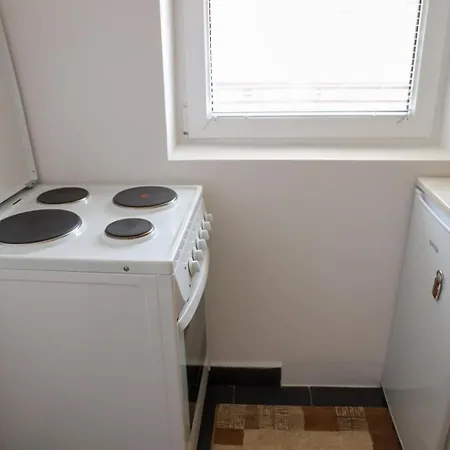 公寓 Rentigo Rastko Near Zlatar With Terrace And Wi-fi For 5 Guests